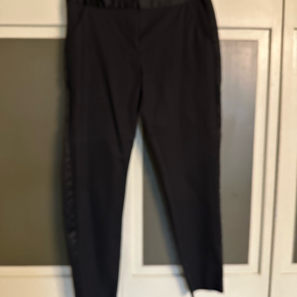 Pant suit